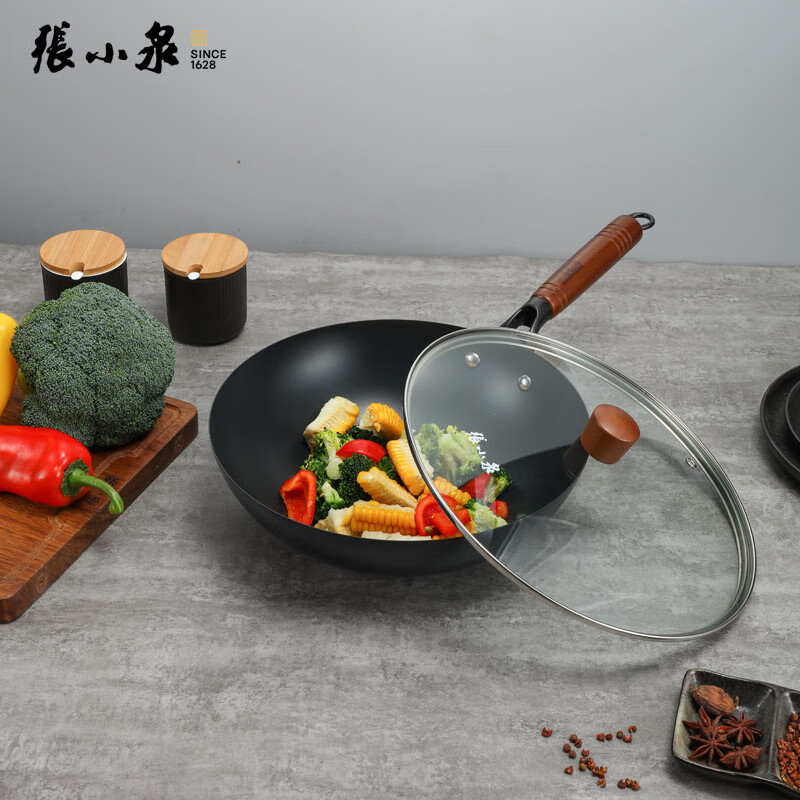 张小泉锅具系列不易粘精铁锅高清大图