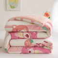 A类母婴级新疆棉花被春秋被子加厚冬被学生宿舍棉被四季被子_436 100*150cm儿童被约1.5斤 大草莓熊【新疆棉花填充】