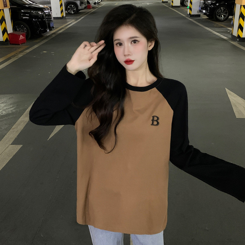 唐狮春季女圆领拼接字母长袖T恤百搭潮流时尚别致韩系
