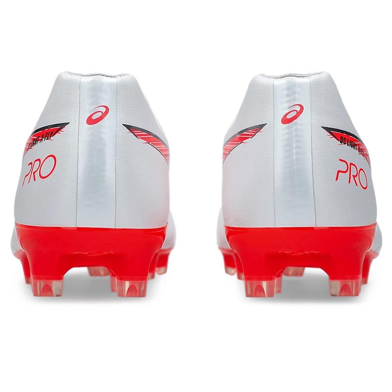 ASICS新款简约百搭足球鞋轻量速攻透气防滑专业男款竞技训练鞋七夕礼物高清大图