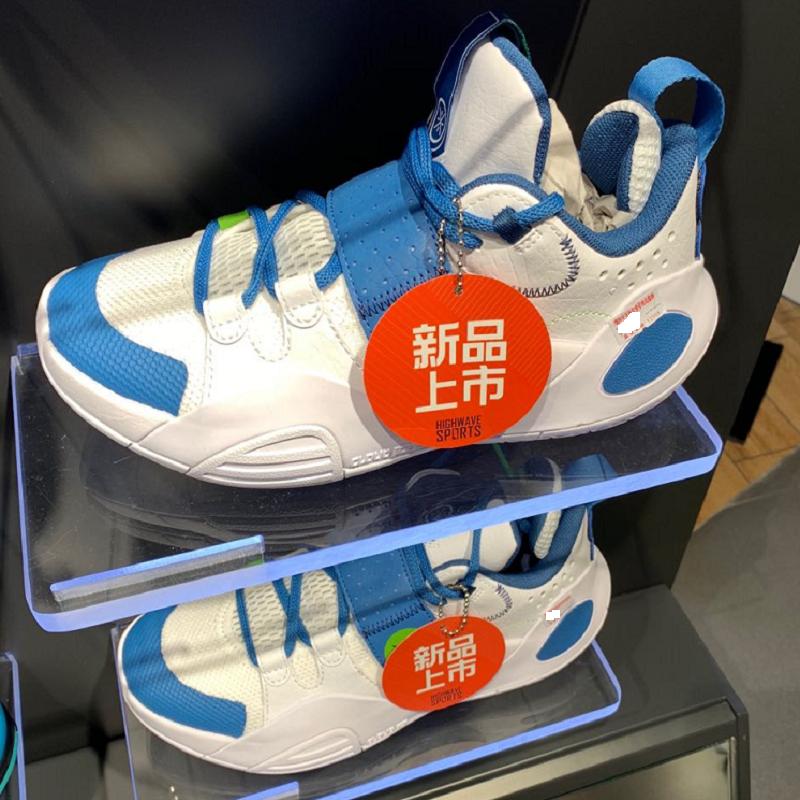 李宁 篮球鞋 女