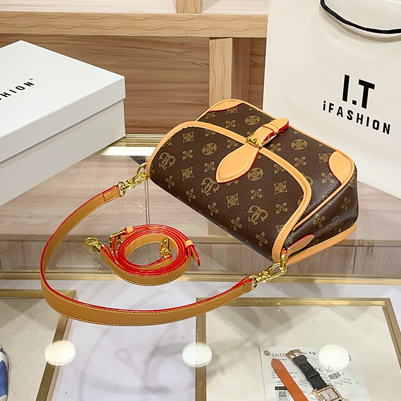 欧美时尚女士包包2026新款轻奢老花法棍包小众高级感女包单肩斜挎包手提腋下包高清大图