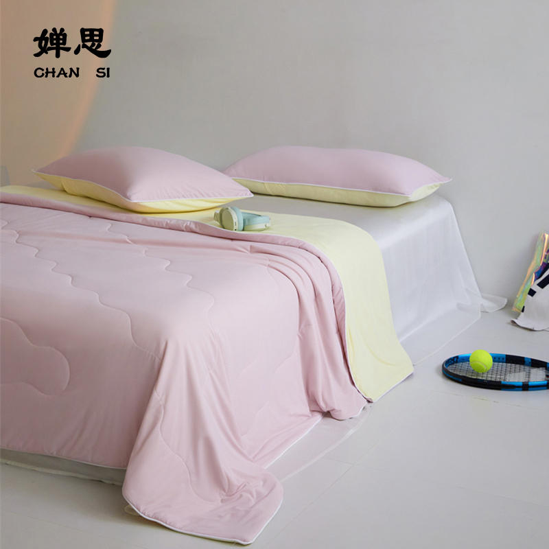 婵思 轻盈锦氨纯色55大豆凉感被 浅豆沙拼米黄高清大图
