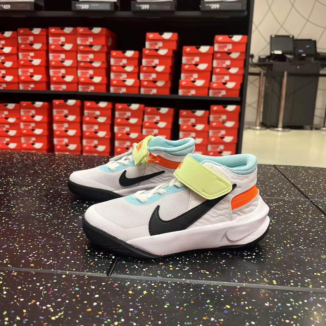 NIKE耐克篮球鞋TEAM HUSTLE D 10 FLYEASE大童运动鞋HJ3497-101 D HJ3497-101 28