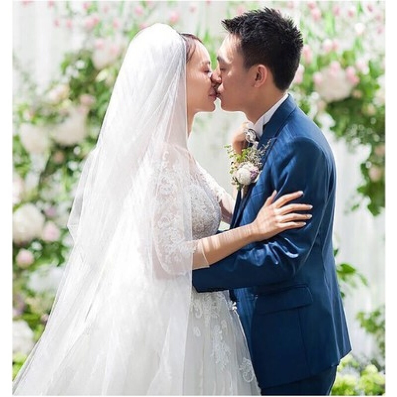 婚纱礼服2018拖尾一字肩长袖新款韩版新娘结婚蕾丝显瘦齐地春秋季白色齐地款