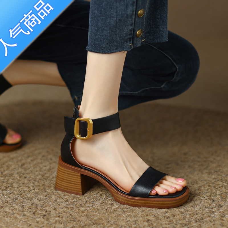 suntek厚底棕色复古一字带罗马凉鞋女粗跟软底后包跟夏季新款高跟鞋