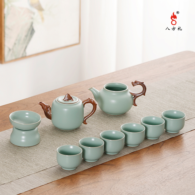 八方礼 龙行天下10入茶具(豆青)高清大图
