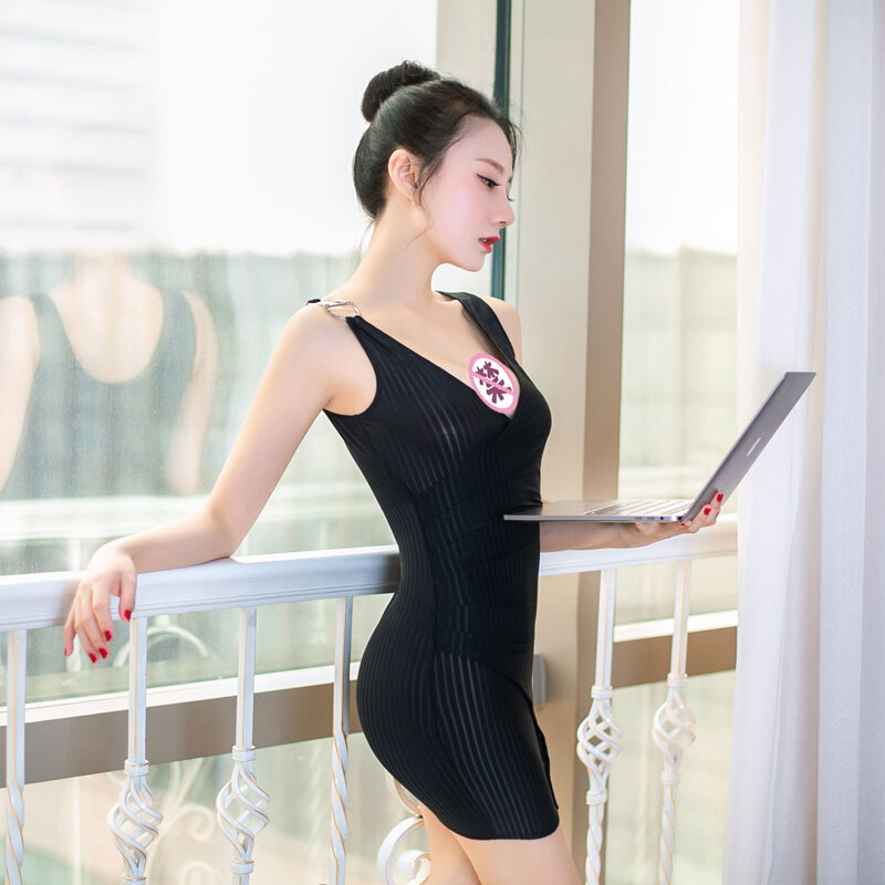 欲之诱惑 性感超短裙 超薄条纹半身裙激情制服 紧身情趣内衣 户外超短裙露 吊带深v小短裙诱惑睡裙 丝光条纹黑超短_909高清大图
