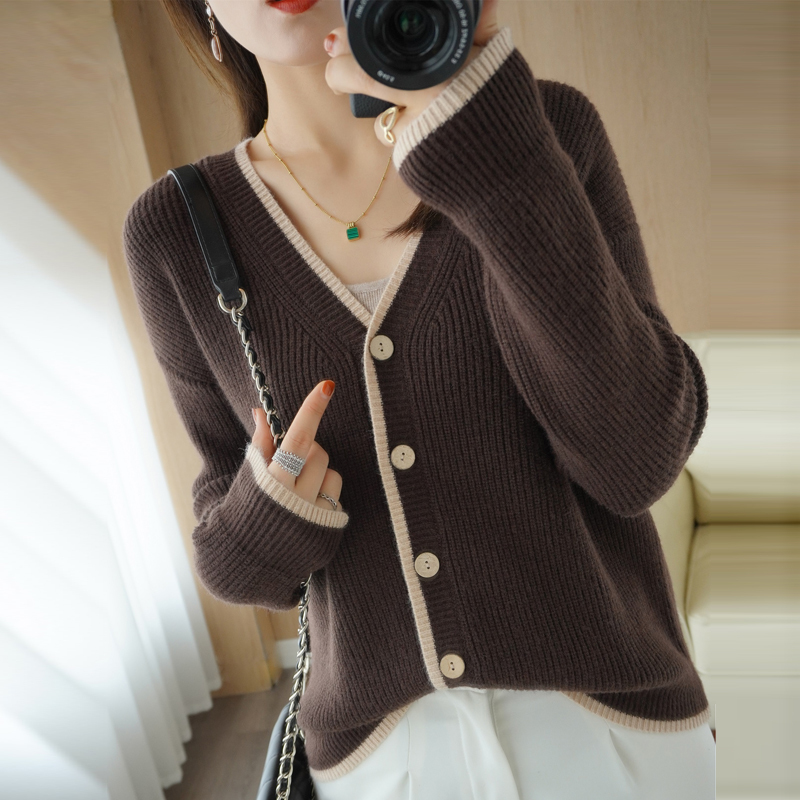 雪米贝奴秋冬新款长袖针织开衫女外套宽松休闲加厚保暖v领拼色外搭