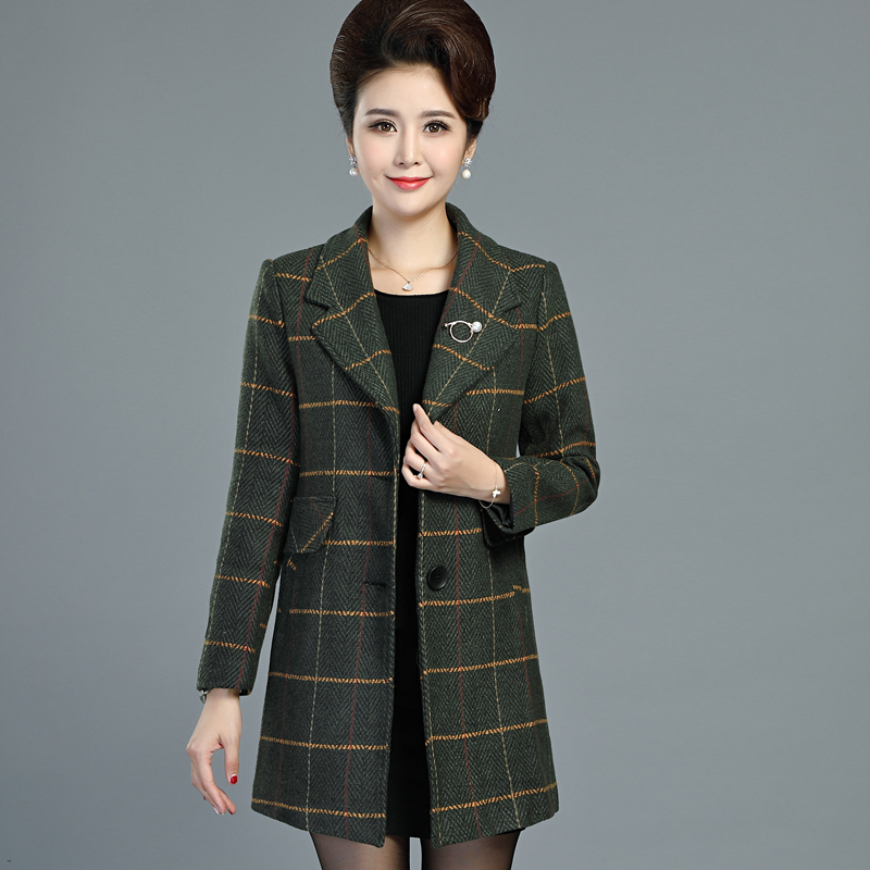 中老年女风衣外套_女中老年高档风衣外套