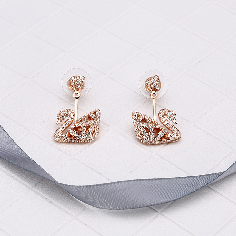 SWAROVSKI 施华洛世奇 人造水晶女士镂空天鹅耳饰轻奢饰品 5358058