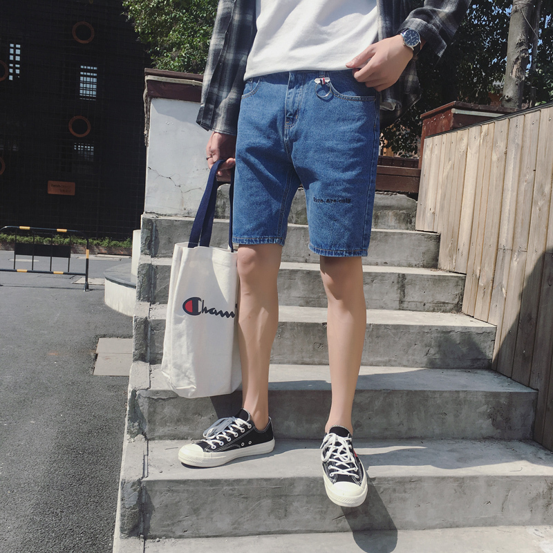 2018夏款男士港风薄款牛仔短裤时尚五分裤子休闲青年刺绣青年中裤