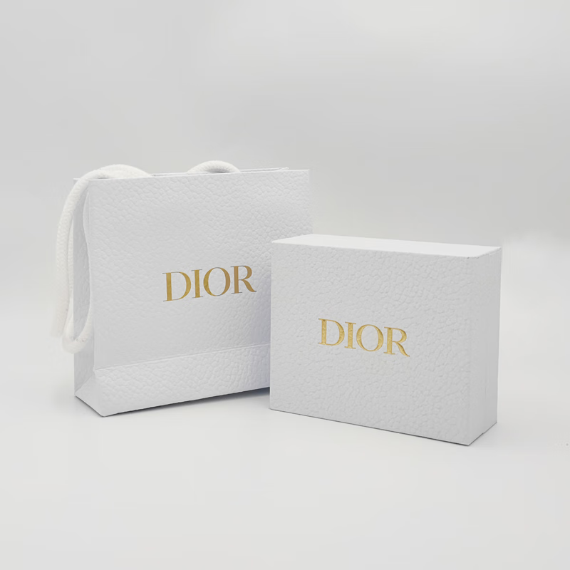 迪奥(Dior)烈焰蓝金持久哑光锁色黑管唇釉持妆口红送 820 陶土摩卡棕高清大图