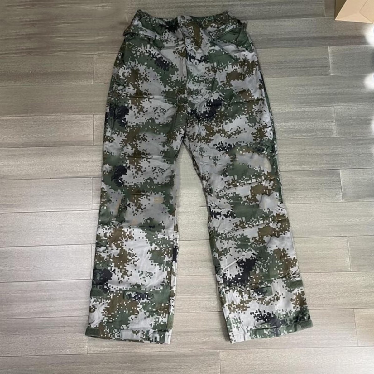 邦固迷彩防毒衣防化服 模拟训练防护服 分体式高清大图