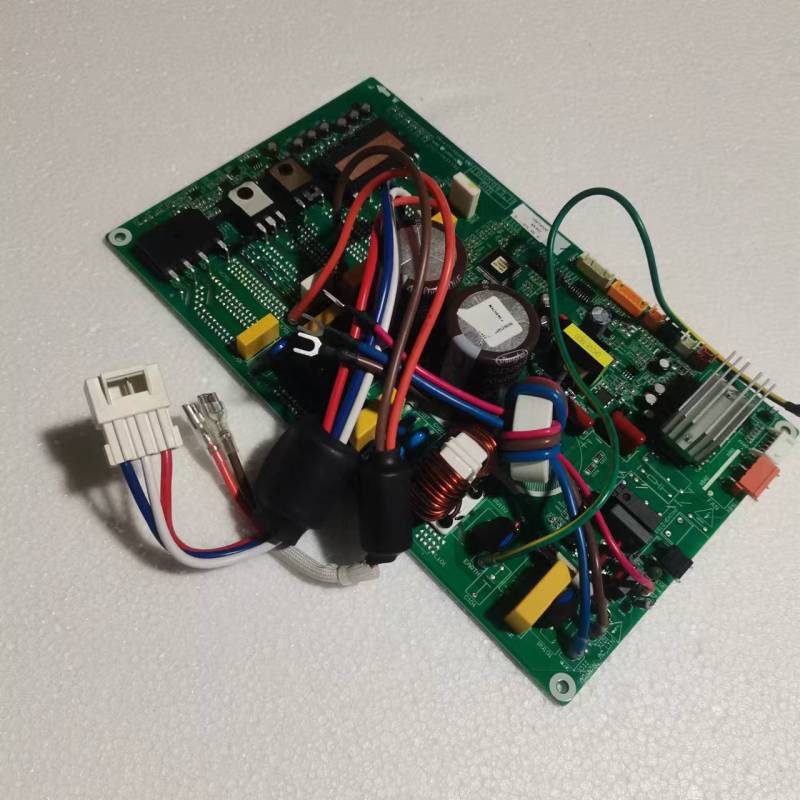 帮客材配 全新原装 P0970117906 IVH- 50YQ1EW 外机主板高清大图