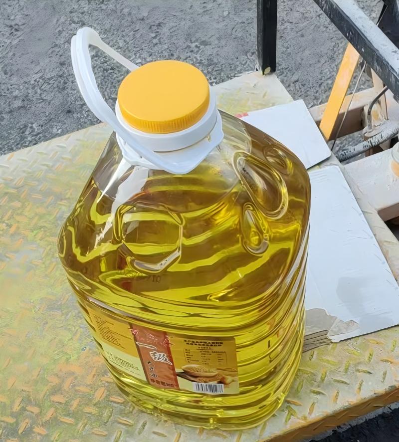 万之友色拉油纯正压榨玉米油非转基因