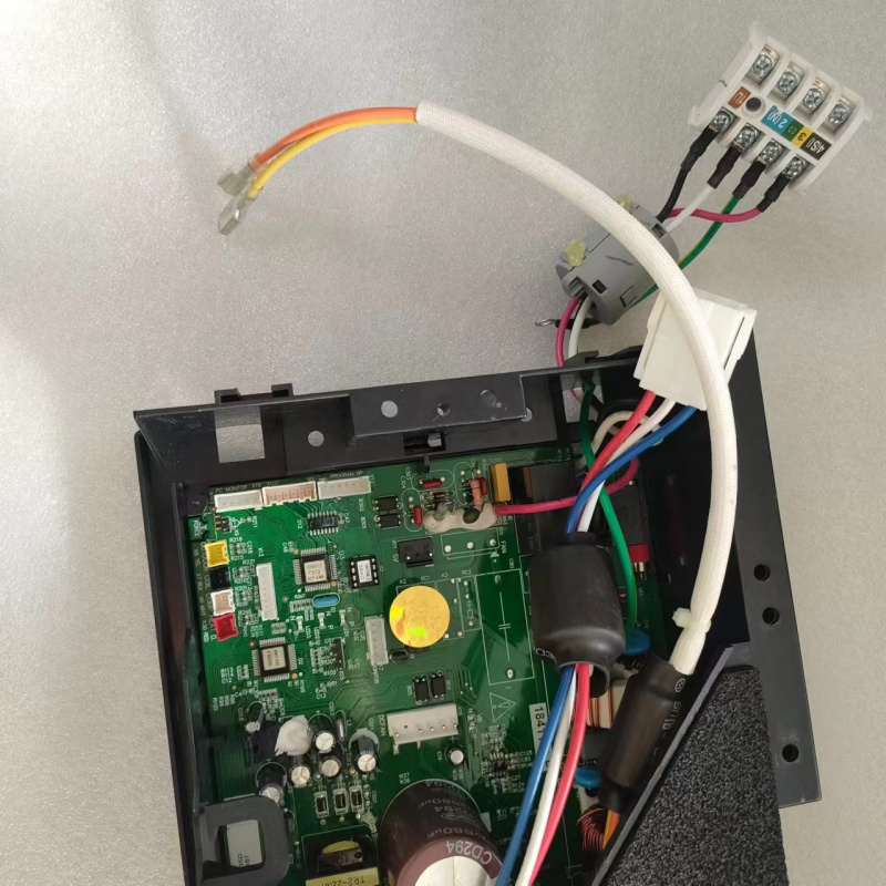 帮客材配 全新原件 P0970078963 惠而浦ISH- 35CR2 ISH- 35CC2 外机主板 收前验货高清大图