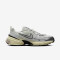 耐克男子运动休闲鞋NIKE V2K RUN运动鞋