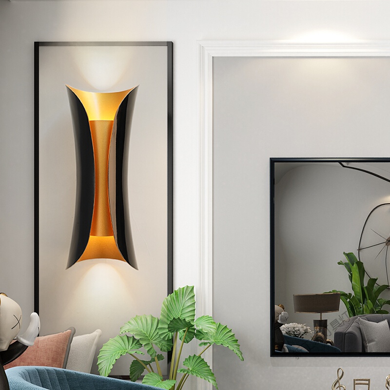 苏宁放心购 可充电壁灯客厅壁灯床头卧室灯 后现代简约走廊过道灯 北欧轻奢金色背景墙小蛮腰壁灯智能无极调光 小蛮腰76cm外黑内金