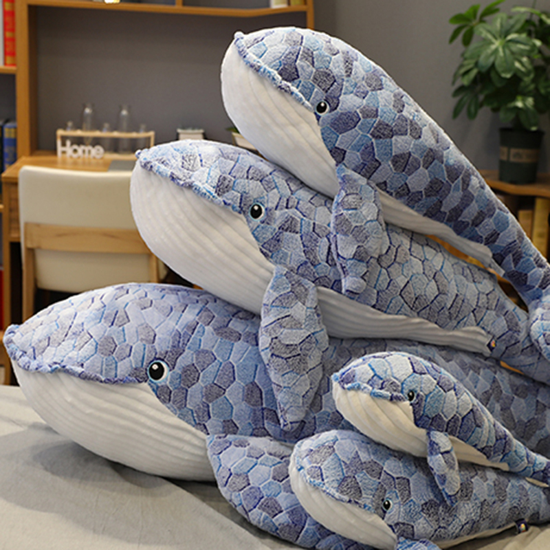 波巧毛绒可爱抱枕羽绒棉蓝鲸抱枕50cm70cm90cm110cm150cm