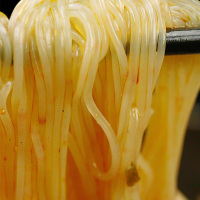 陈村酸辣粉100g杯装 通宵熬夜粮 非油炸泡面米线米粉速食方便面