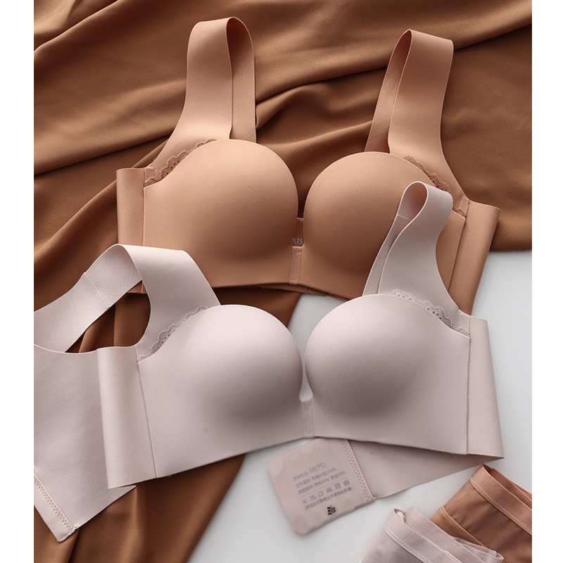 日本内衣女夏季小胸聚拢显大上托无钢圈调整型半杯文胸罩