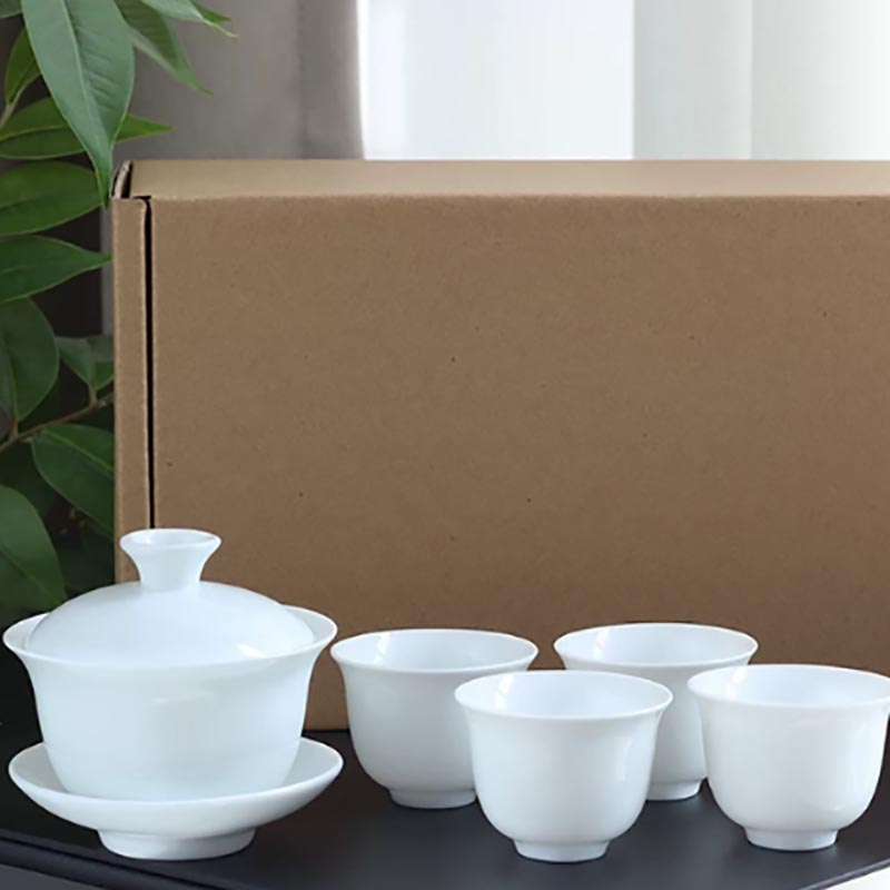 白瓷茶具套装盖碗+4个风铃杯高清大图