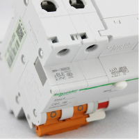 施耐德电气（Schneider Electric）家用漏电保护空开总开E9系列2P 63A漏电保护开关 漏电保护器