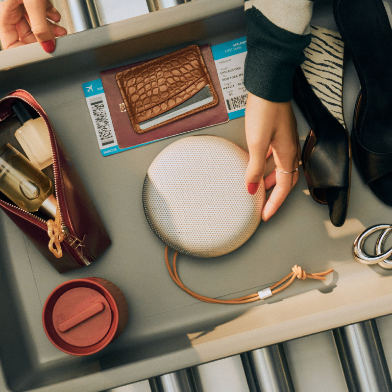 B&O Beosound A1 三代蓝牙音响音箱 bo礼物天然铝高清大图