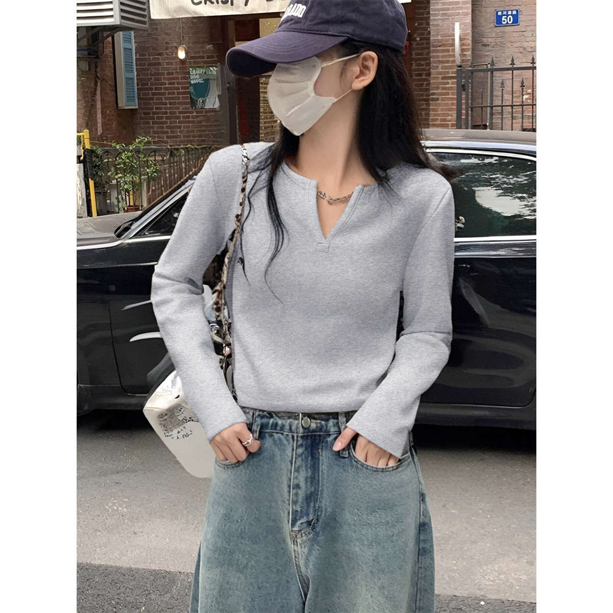 [2.5折价45元]唐狮春女V领净色适身长袖T恤显瘦百搭上衣气质韩系简约