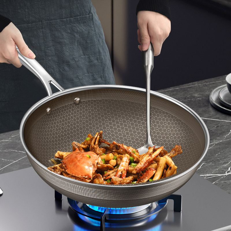康巴赫第七代0氟钛蜂窝双面屏炒锅32cm(带201蒸屉、201铲、海绵擦*2)高清大图