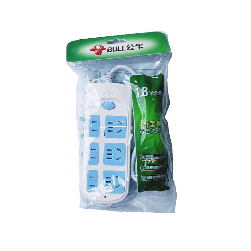 BULL公牛五孔多功能安全省心接线板耐用防过载设计保护全家用电安全