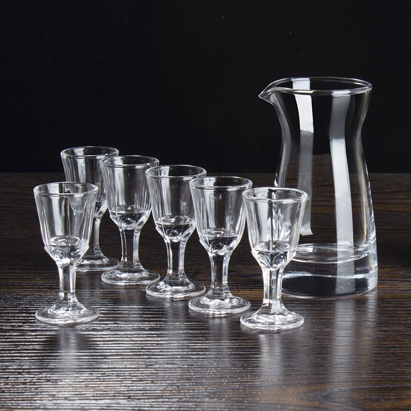 300斜口酒勺+6只小八角杯 小酒杯一口杯玻璃分酒器酒壶 烈酒白酒杯 七件套装量酒具