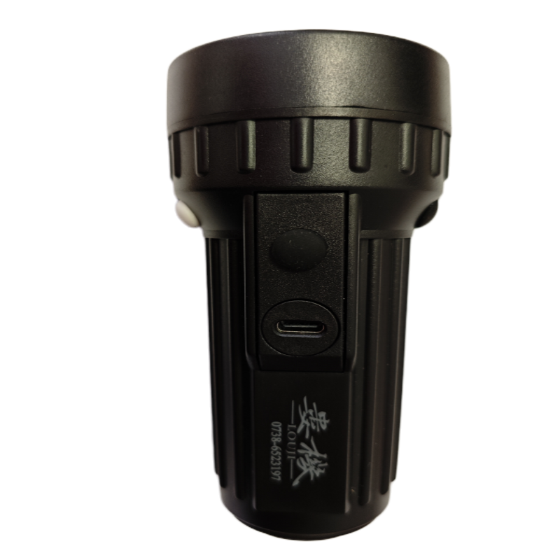 娄机 LOUJI 高亮户外手电筒 LED 1000流明 防水防尘 超远射程 智能调光 轻巧便携高清大图