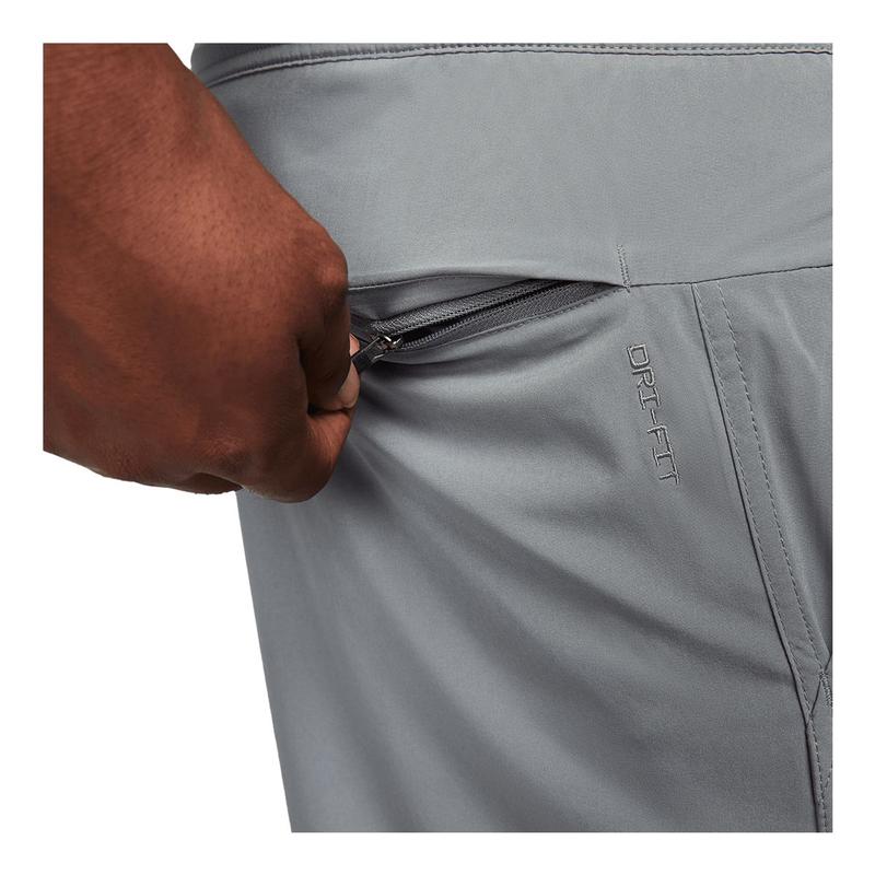 Nike 耐克男款速干支撑英寸合运动跑步训练瑜伽短裤高清大图