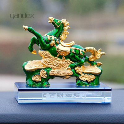 适用于汽车香水摆件马到成功香水座彩绘合金马汽车香水