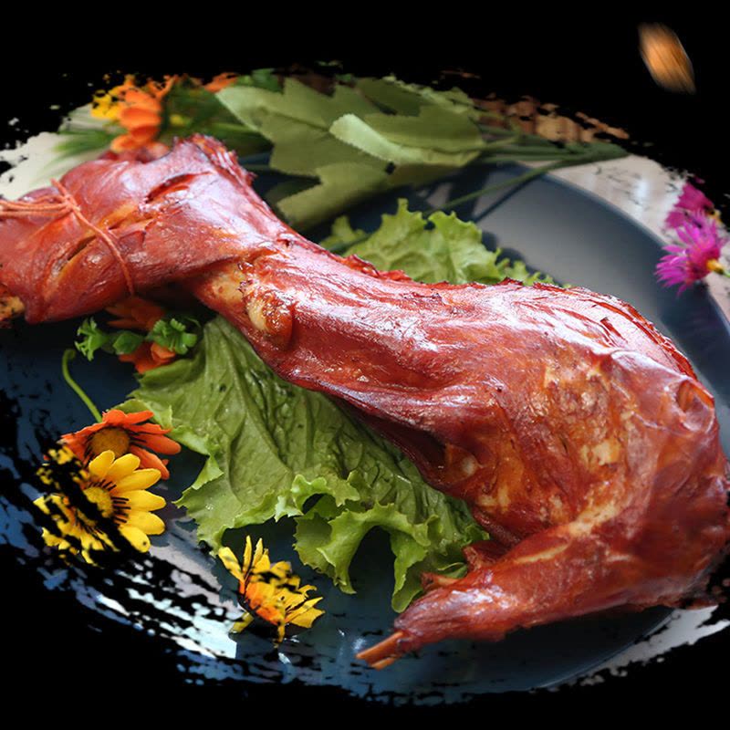 手撕熏兔兔子肉烧兔子特产熏烤兔整只熏兔兔肉特色即食新鲜零食图片