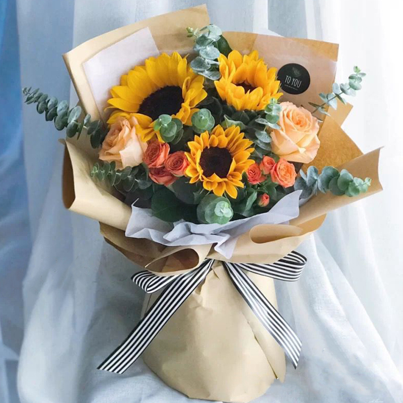 五二零生日鲜花速递全国3枝向日葵2朵香槟玫瑰橙色泡泡尤加利花束礼物上海广州成都杭州南京深圳北京花店同城送花报价 参数 图片 视频 怎么样 问答 苏宁易购