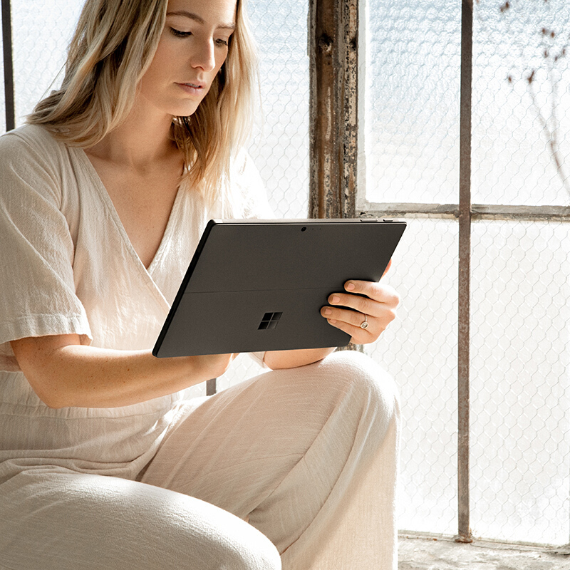 微软(Microsoft)Surface Pro 6 二合一平板电脑笔记本 12.3英寸 i7-8650U 8GB 256GB 典雅黑