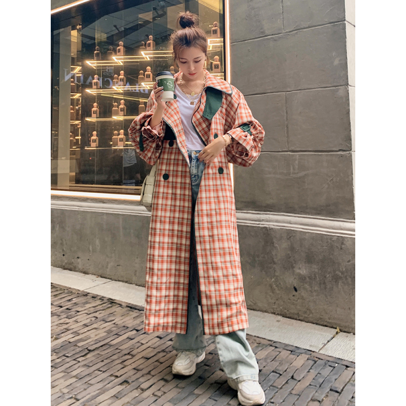 艳如飞粉色格子风衣外套女中长款过膝气质女范2020新款春装英伦风大衣风衣