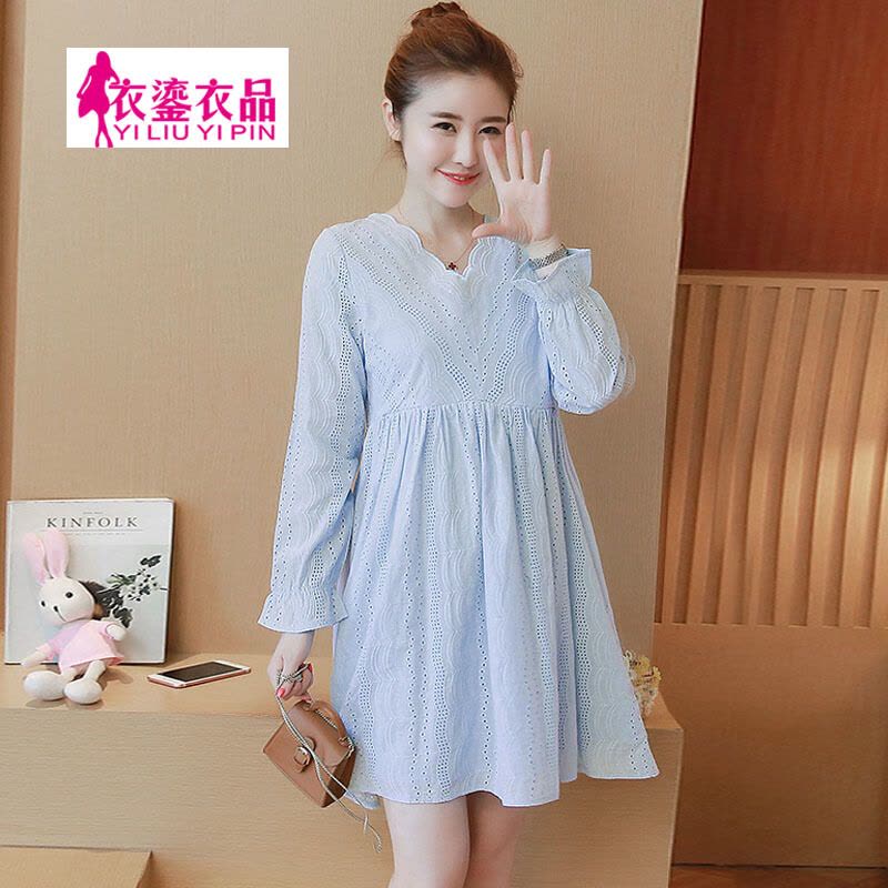 迪鲁奥(DILUAO)孕妇装2021秋冬韩版新款棉刺绣V领长袖孕妇裙子 喂奶哺乳白色孕妇连衣裙图片