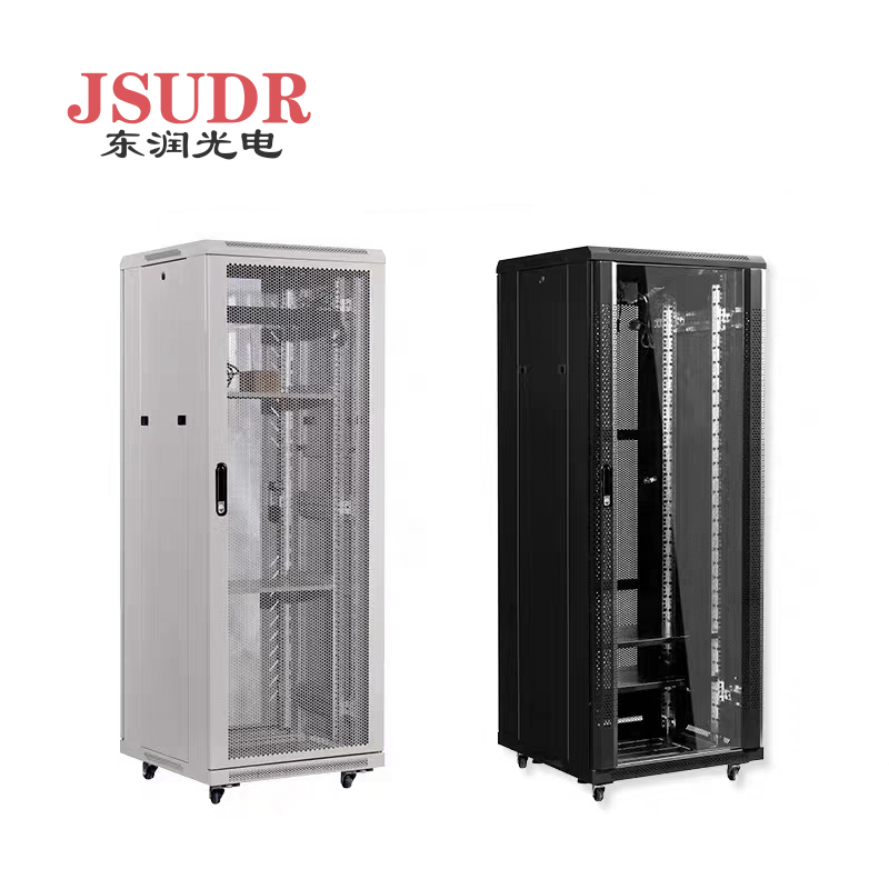 JSUDR东润网络机柜600*600*2200mm +套高清大图