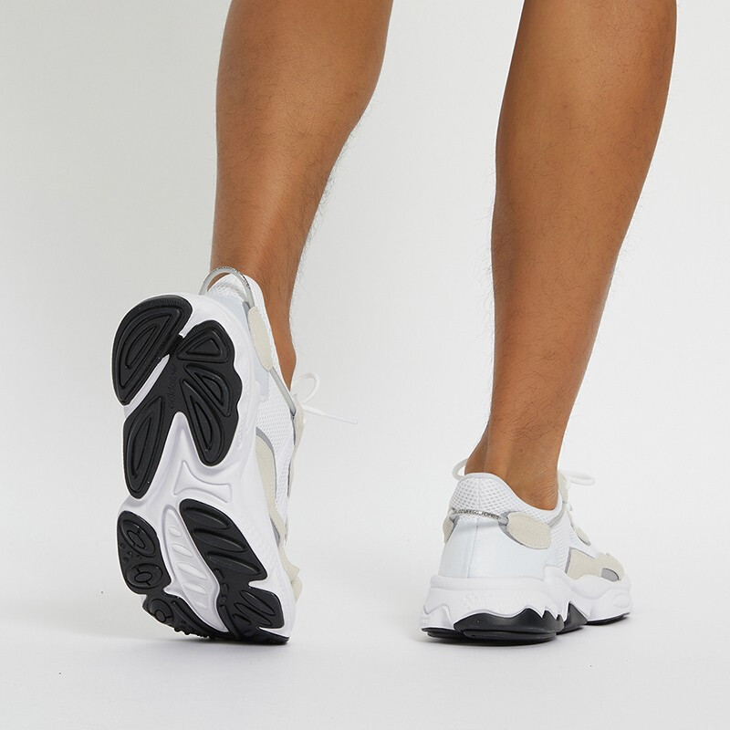 阿迪达斯adidas三叶草中性OZWEEGOLIFESTYLE休闲鞋