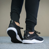 Adidas/阿迪达斯 男鞋 小椰子布透气轻质缓震跑步鞋 BW0538 BW0541