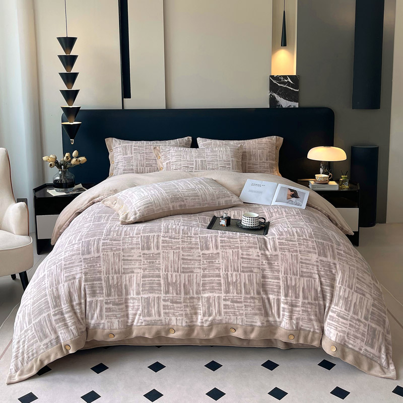 雅鹿立体雕花牛奶绒纽扣款四件套高清大图