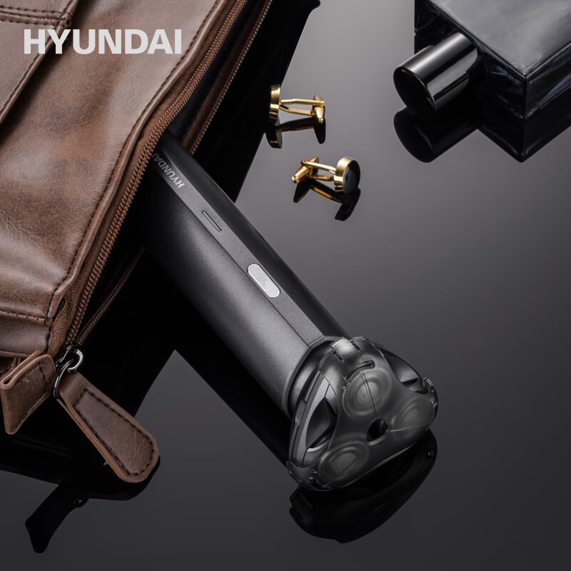 HYUNDAI三头磁吸刀头全身水洗剃须刀 YS810高清大图