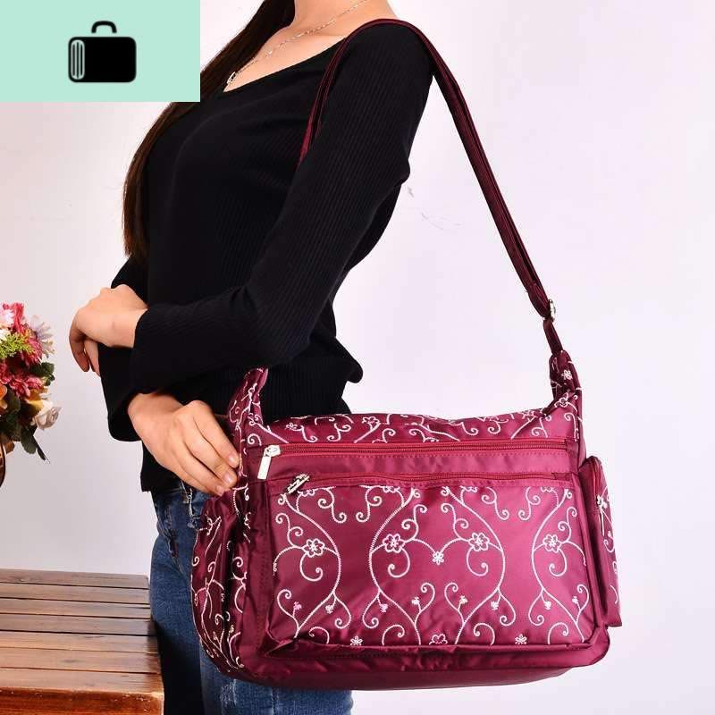 尼龙防水大容量出行斜挎旅行单肩中老年女士多层女包妈妈帆布NEW LAKE女斜挎包图片