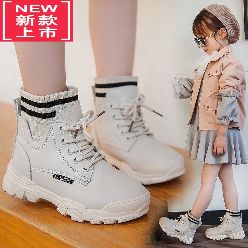 可莉允女童靴子2022秋冬新款儿童马丁靴百搭女孩短靴冬款皮靴时尚雪地靴