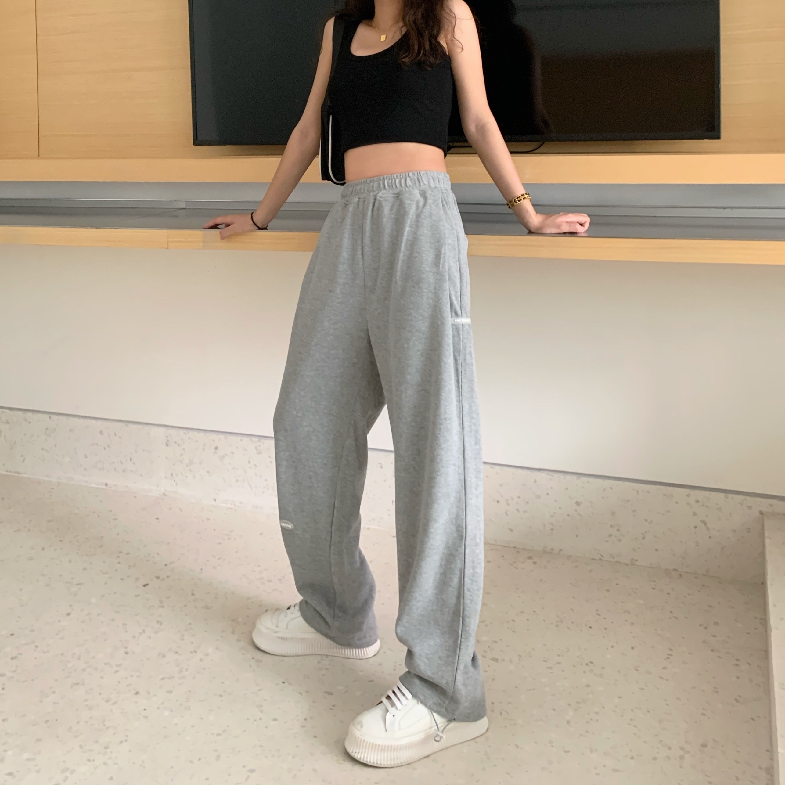 恋名媛大码百搭春季胖mm宽松显瘦运动裤适合梨形身材高腰遮肉直筒休闲