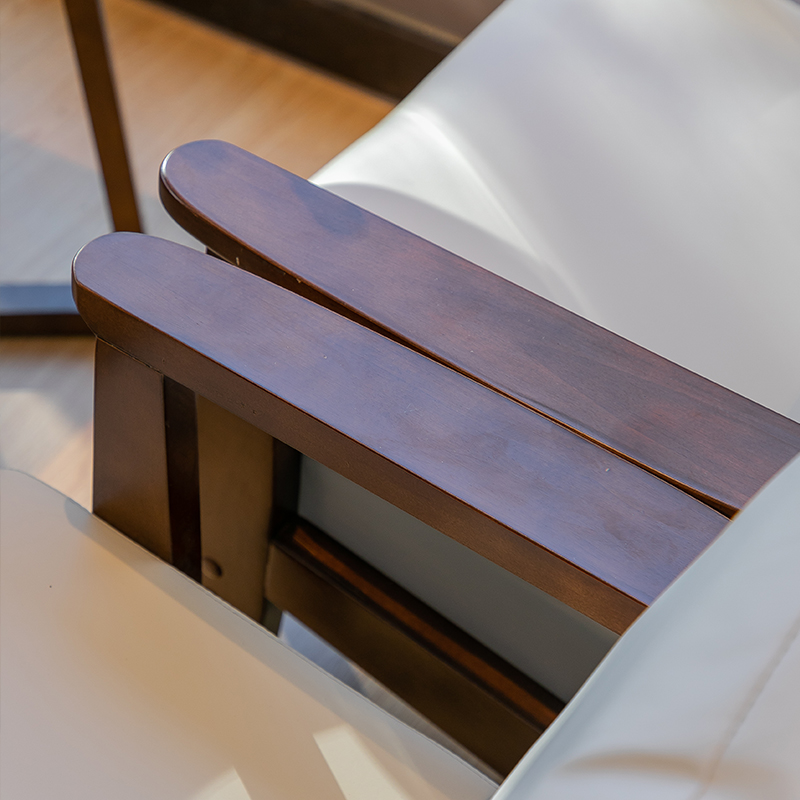 演发 洽谈沙发一人 张高清大图